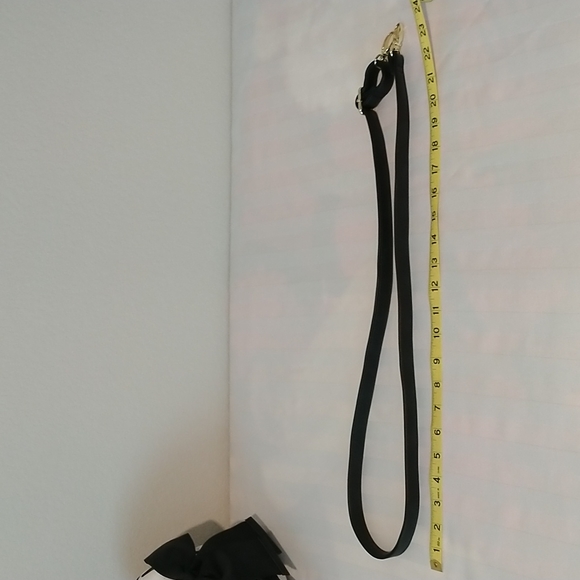 XOX BETSY JOHNSON PURSE Cream, Black, and Gold Heart Bag. - Picture 11 of 14